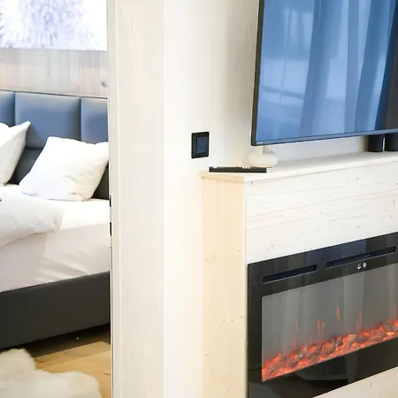 Nava Place Premium Alpine In - Private Sauna, Peaceful Location, Near Glacier & Wifi